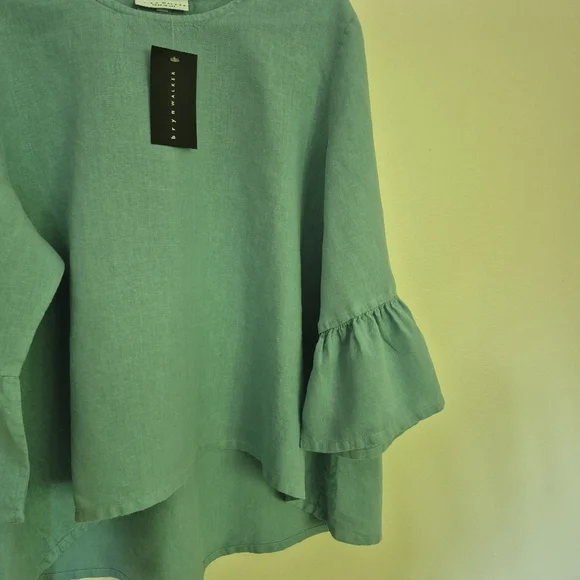 Designer Linen Top - Picture 5 of 11